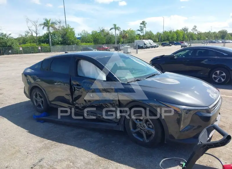 2025 KIA K4 фото