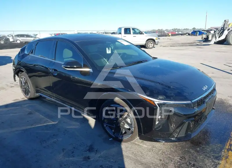 2025 KIA K4 фото