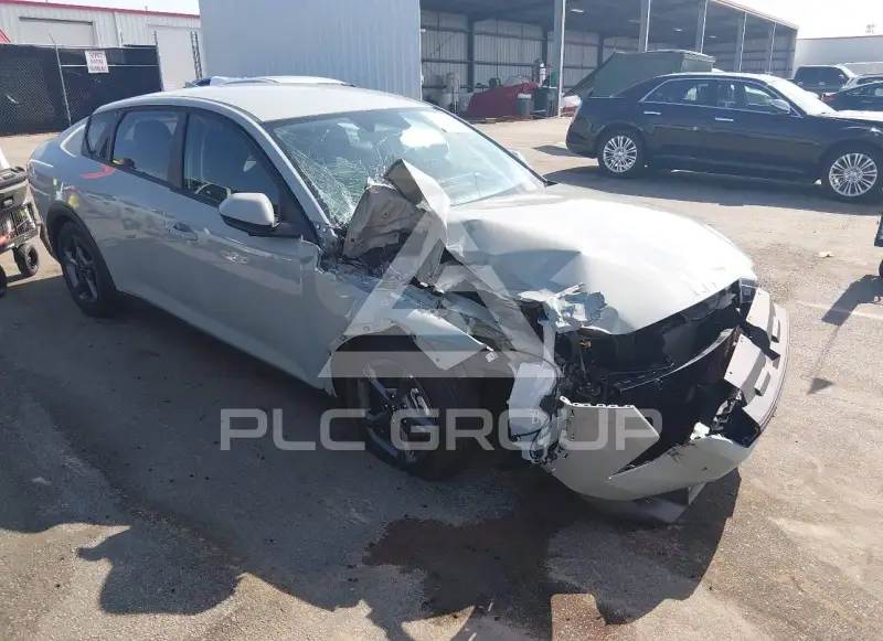 2025 KIA K4 фото