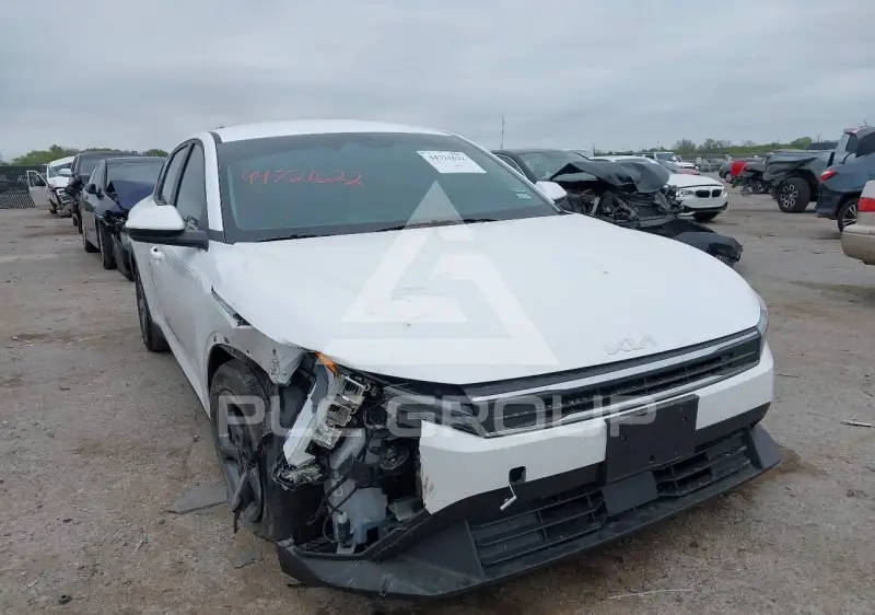 2025 KIA K4 photo