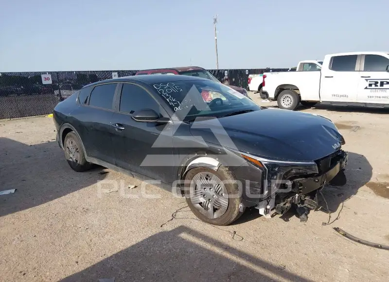 2025 KIA K4 фото