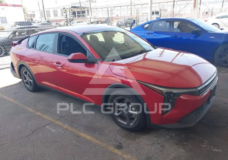 2025 KIA K4 фото