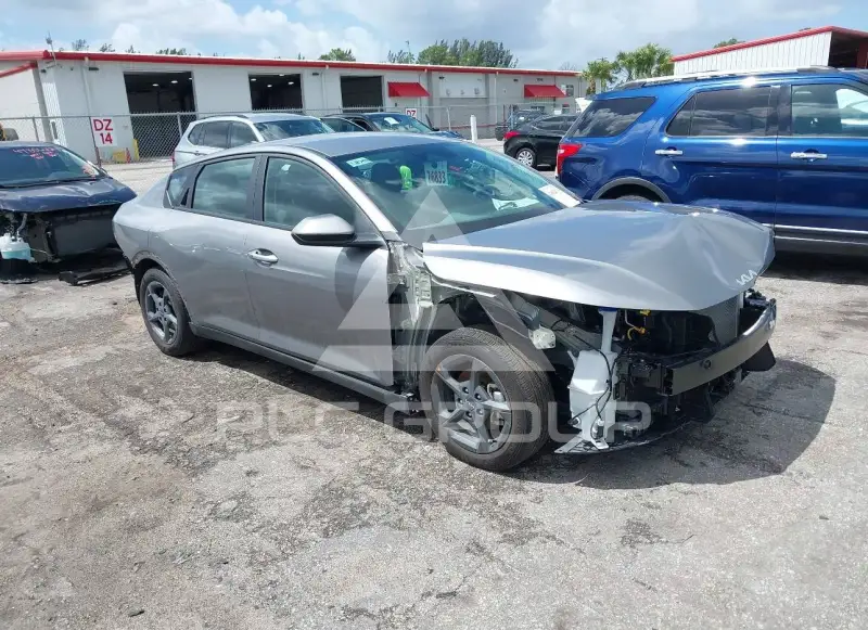 2025 KIA K4 photo