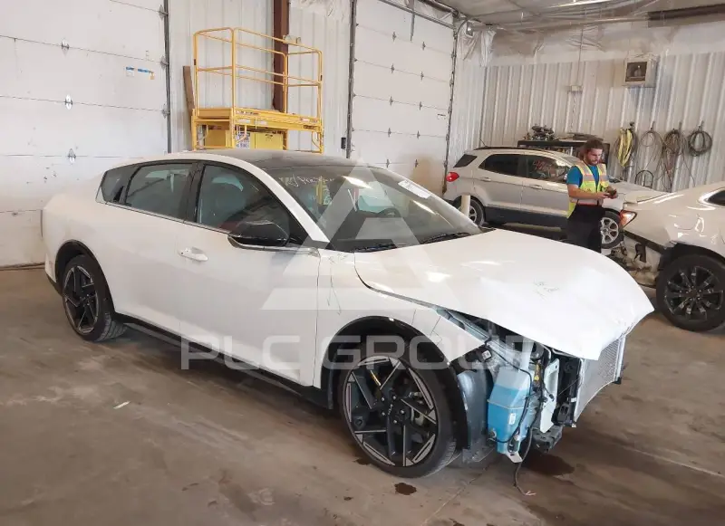 2025 KIA K4 photo