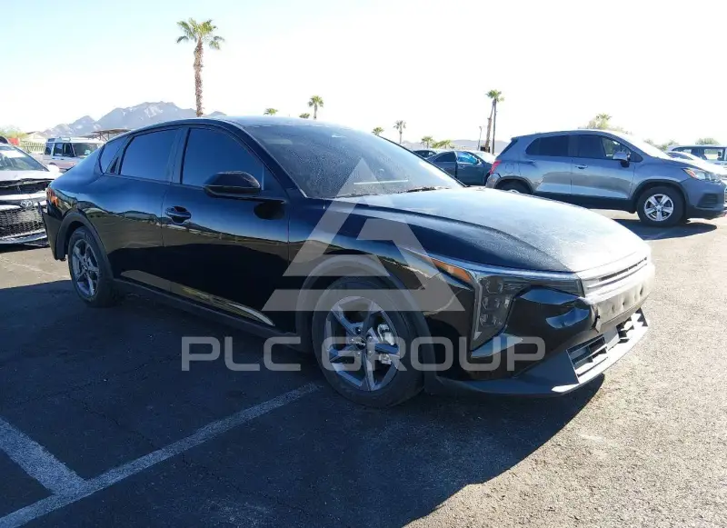 2025 KIA K4 фото