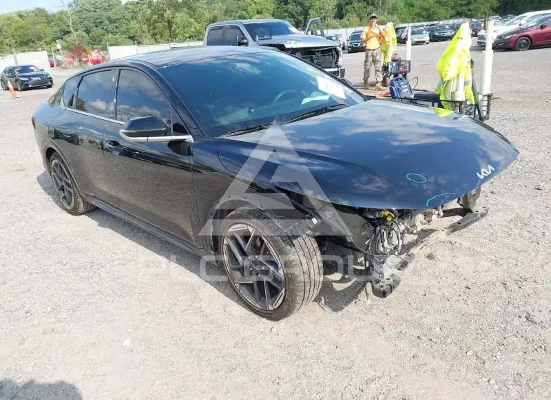 2025 KIA K4 фото