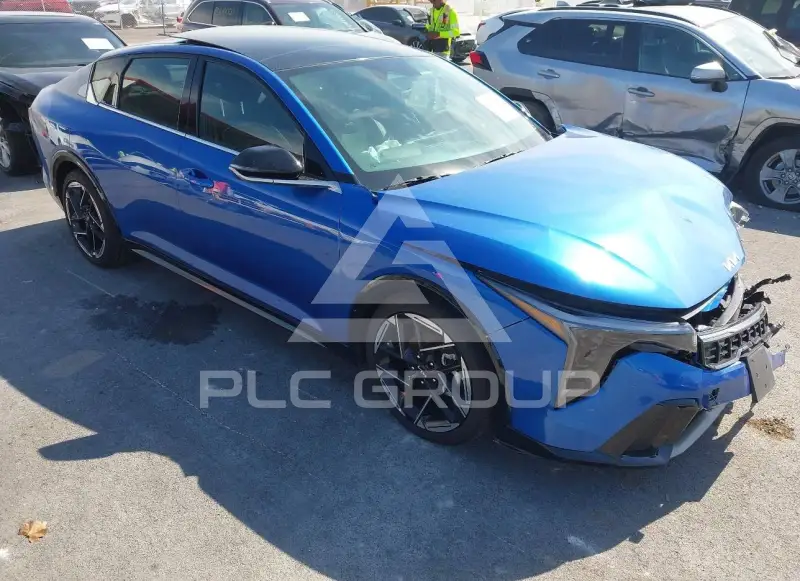 2025 KIA K4 фото