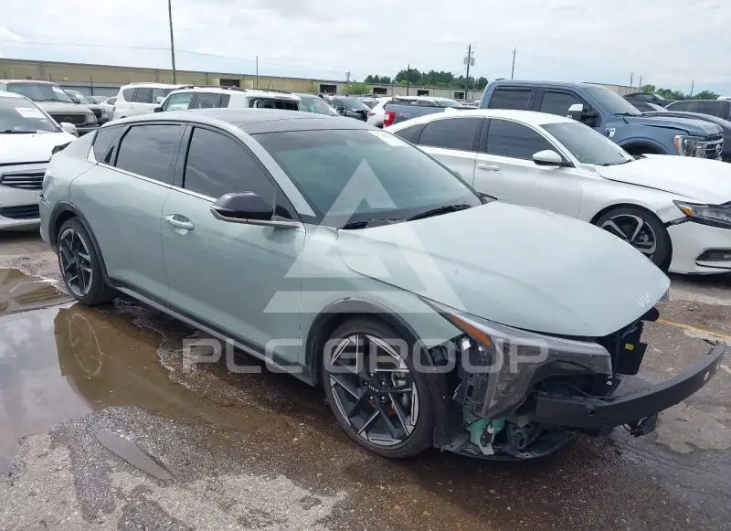 2025 KIA K4 фото