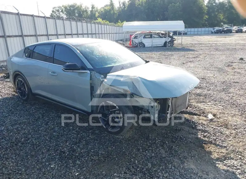 2025 KIA K4 фото