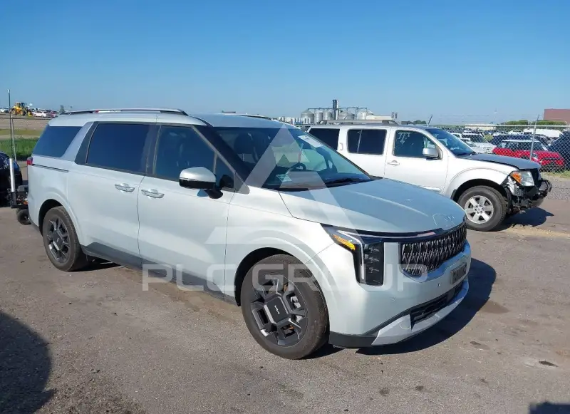2025 KIA Carnival photo