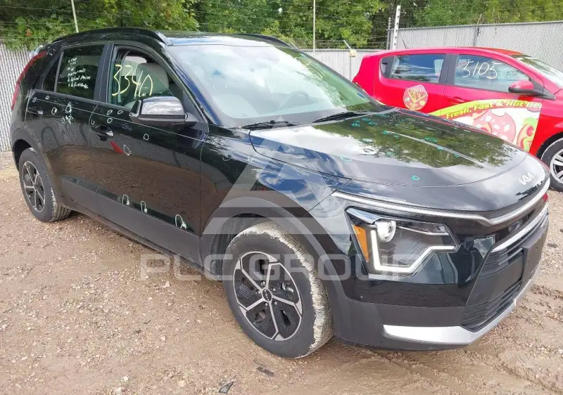 2025 KIA Niro фото