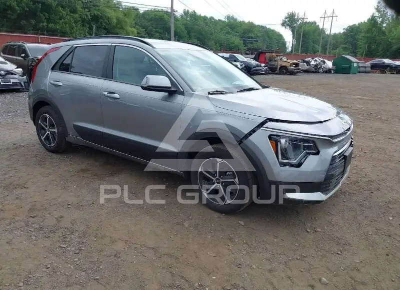 2025 KIA Niro фото
