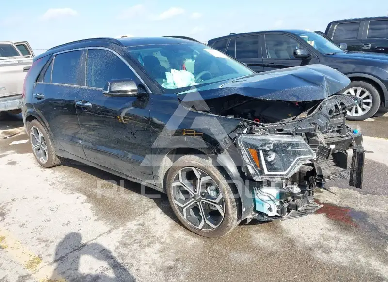 2025 KIA Niro фото