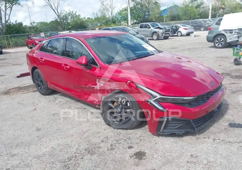 2025 KIA K5 фото