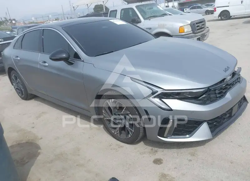 2025 KIA K5 photo