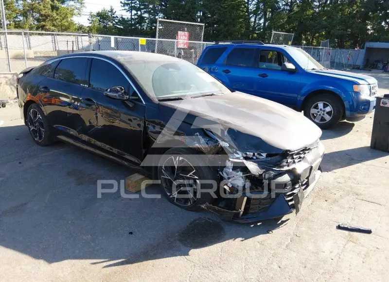 2025 KIA K5 фото