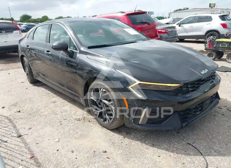 2025 KIA K5 фото