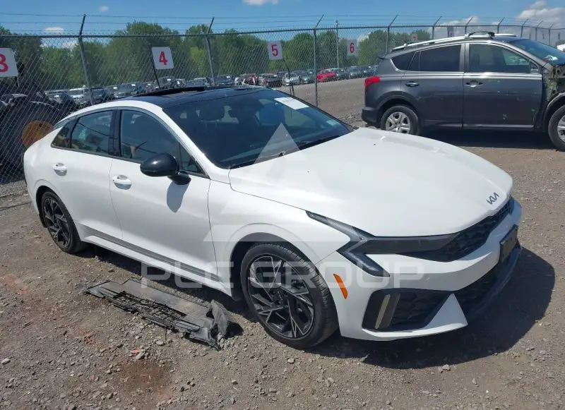 2025 KIA K5 фото