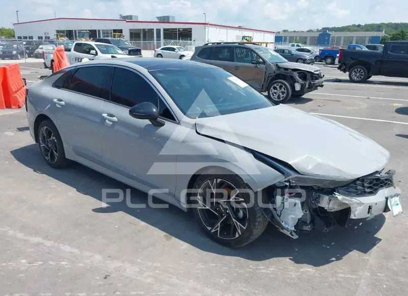 2025 KIA K5 photo