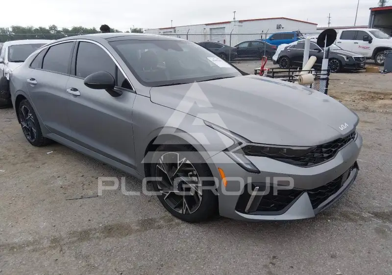2025 KIA K5 фото