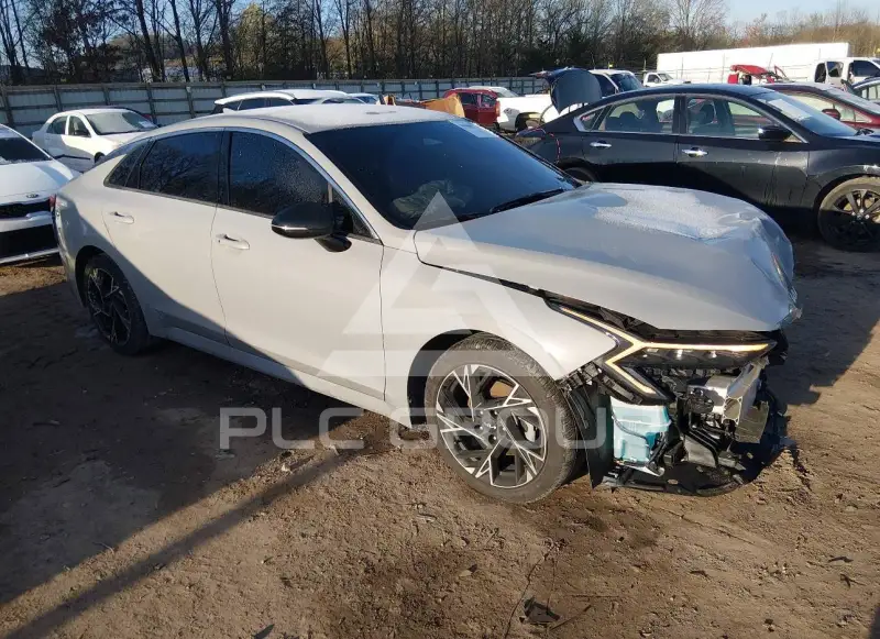 2025 KIA K5 фото