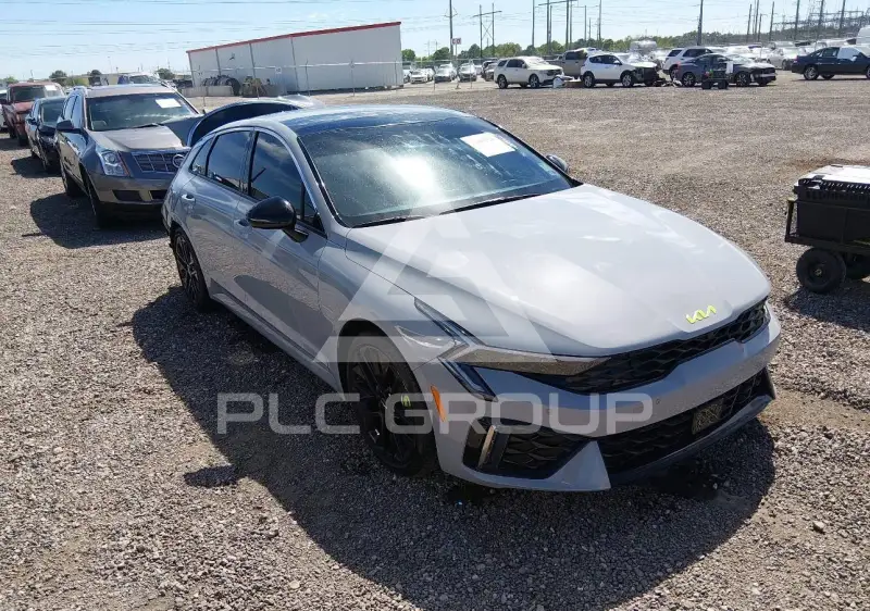 2025 KIA K5 фото