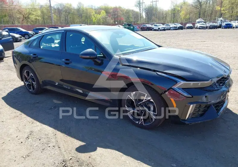 2025 KIA K5 фото