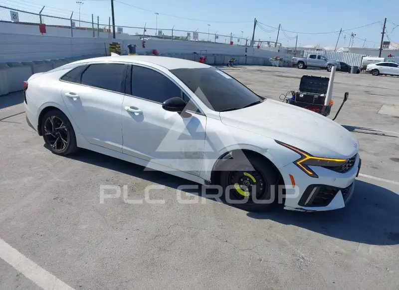 2025 KIA K5 фото