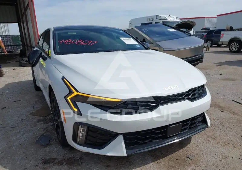 2025 KIA K5 photo