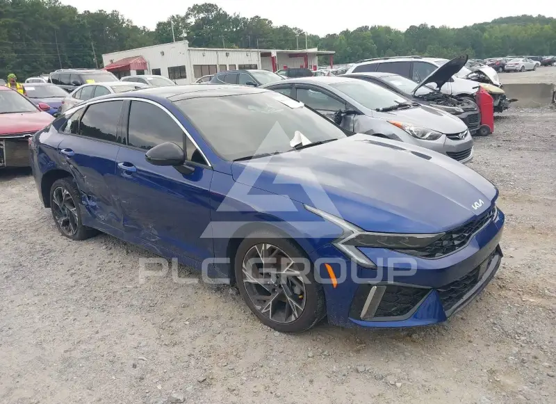 2025 KIA K5 фото