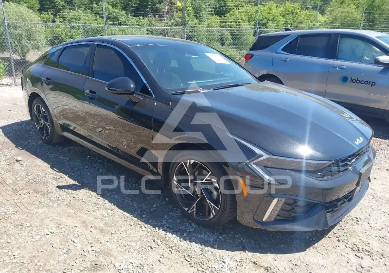 2025 KIA K5 фото