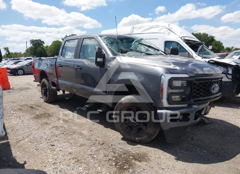 2025 Ford F-250 фото