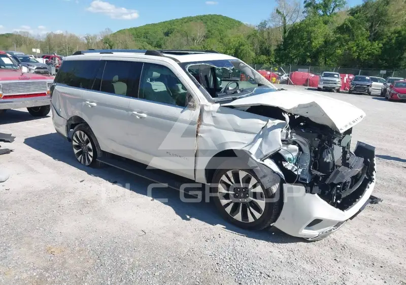 2025 Ford EXPEDITION photo