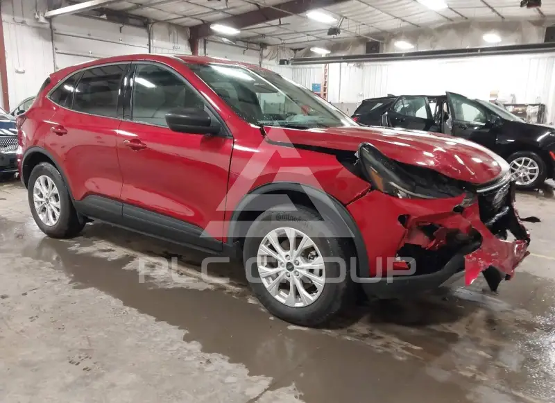 2025 Ford ESCAPE photo