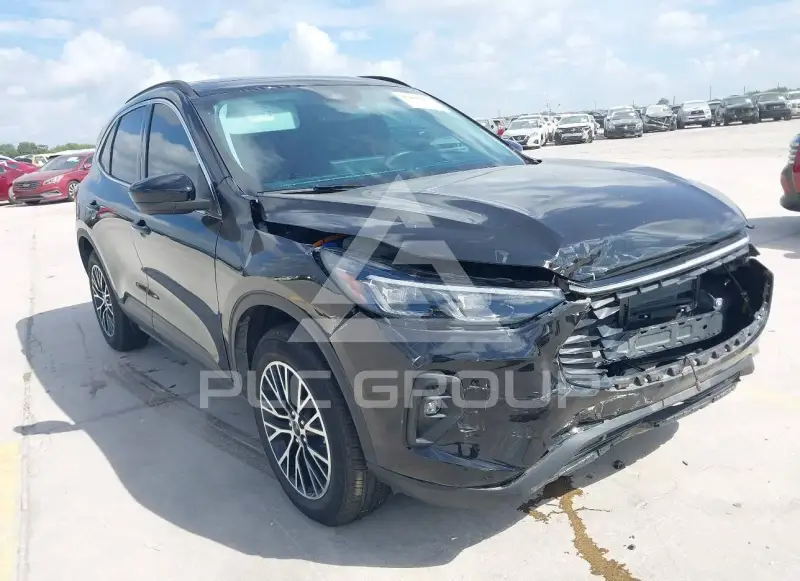 2025 Ford ESCAPE фото