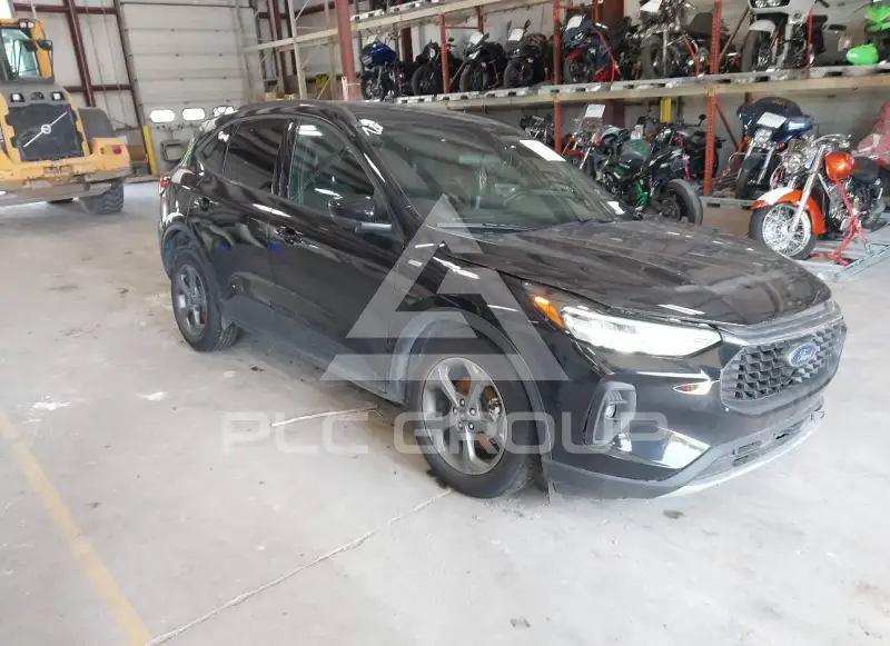 2025 Ford ESCAPE photo
