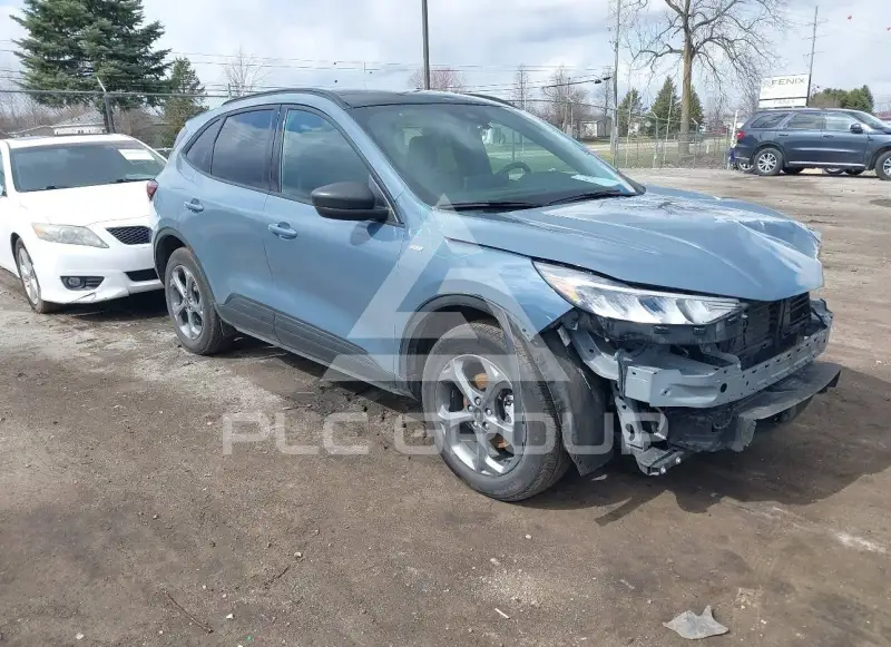 2025 Ford ESCAPE photo