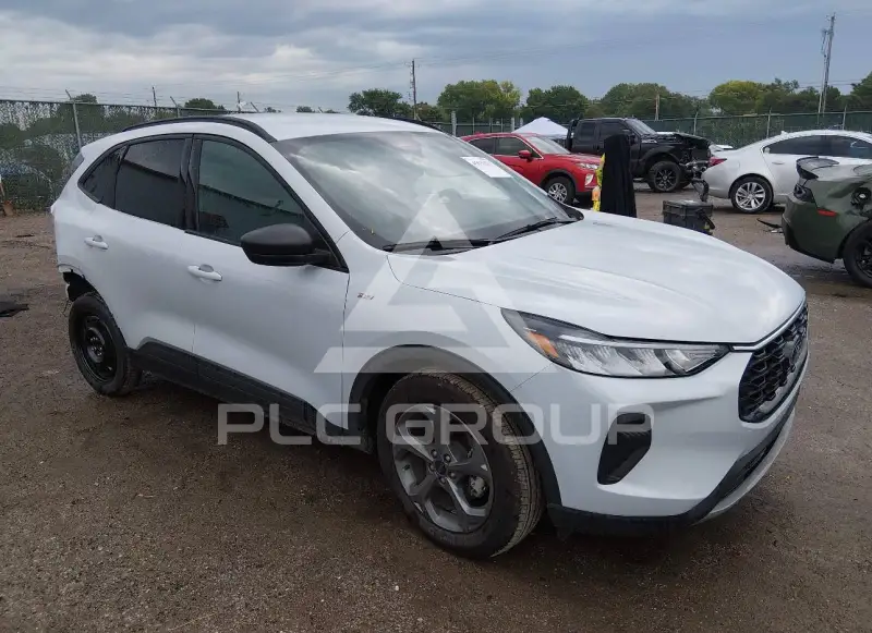 2025 Ford ESCAPE фото