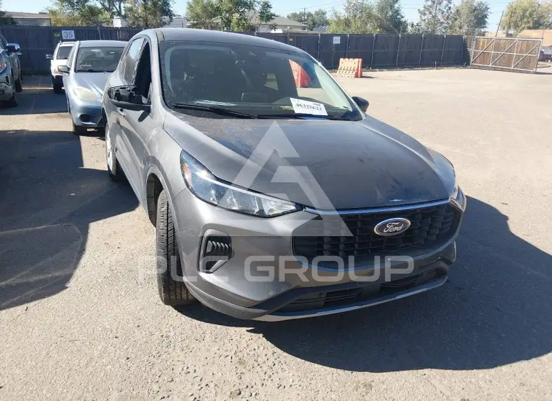 2025 Ford ESCAPE photo