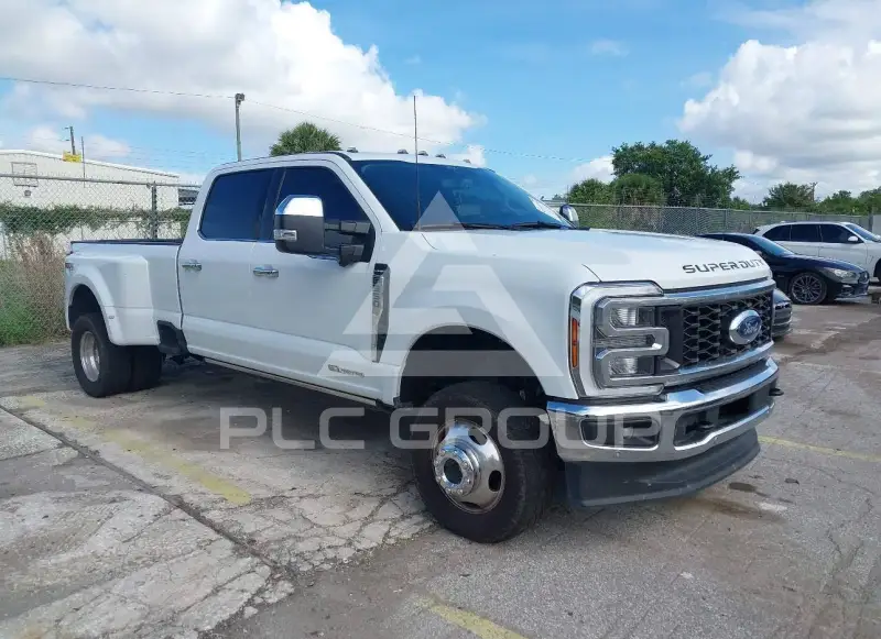 2025 Ford F-350 фото