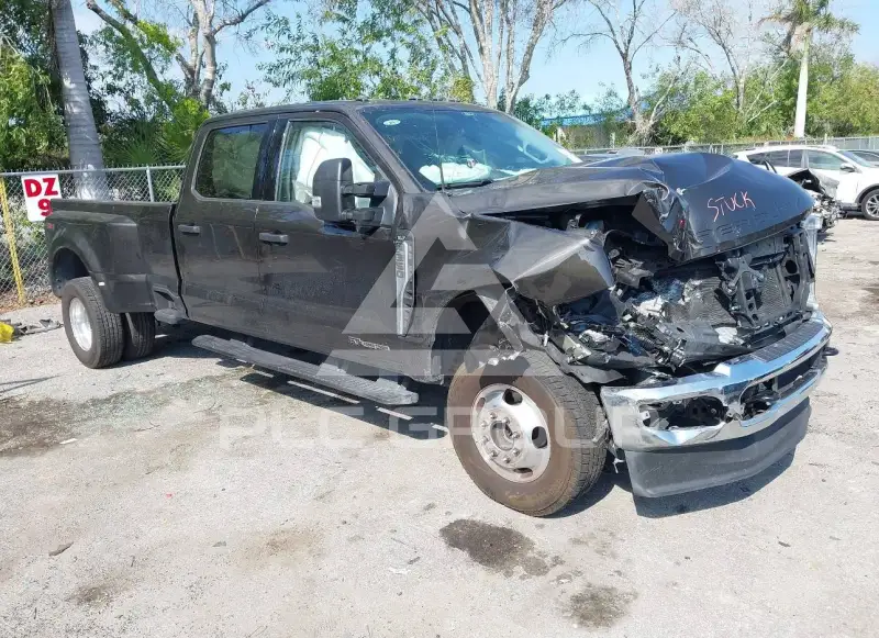 2025 Ford F-350 фото