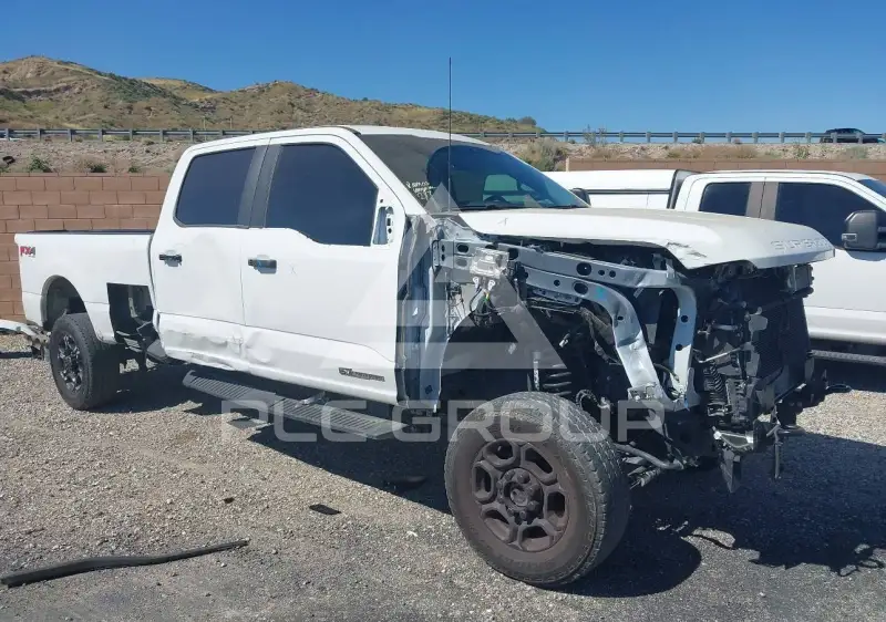 2025 Ford F-350 фото