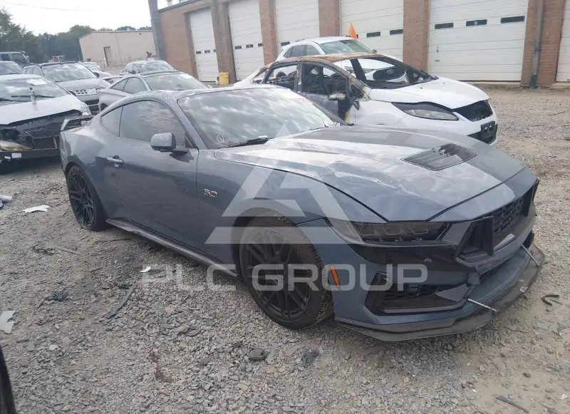 2025 Ford MUSTANG фото