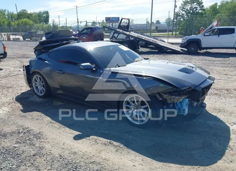 2025 Ford MUSTANG photo