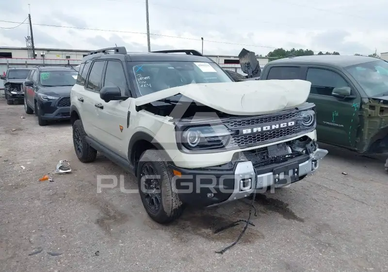 2025 Ford BRONCO фото