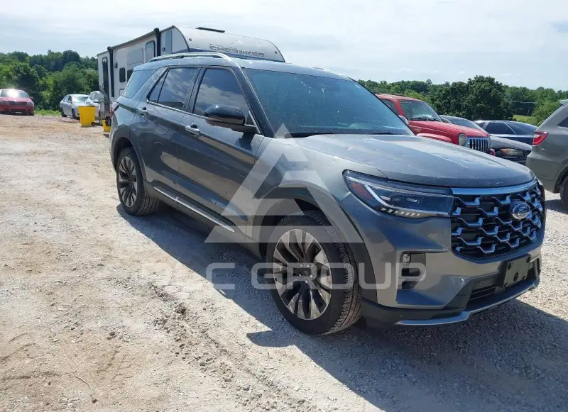 2025 Ford EXPLORER photo