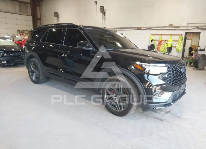 2025 Ford EXPLORER photo