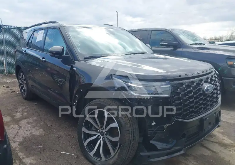 2025 Ford EXPLORER photo