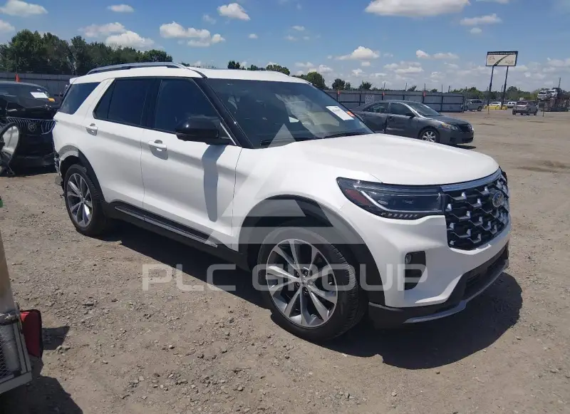 2025 Ford EXPLORER photo