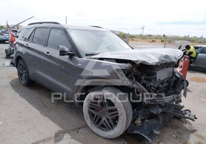 2025 Ford EXPLORER photo